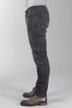 Jeans Moto Rev'it! Detroit Corti Grigi 13 Jeans Moto Rev'it! Detroit Corti Grigi -Richa Negozio online 2b596236629b28e8dbdaeeae43ce73b48c0d041c 1 PIA 133370 1 30