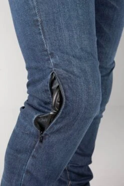 Jeans SPIDI J-Tracker Blu Scuro Lavato L36 -Richa Negozio online d91713ce109ebcf0fcea12c35509f97f3ff264b6 1 PIA 18000 10 140